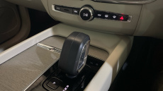 Volvo XC60 2.0 B4D Plus Dark 5dr AWD Geartronic Diesel Estate